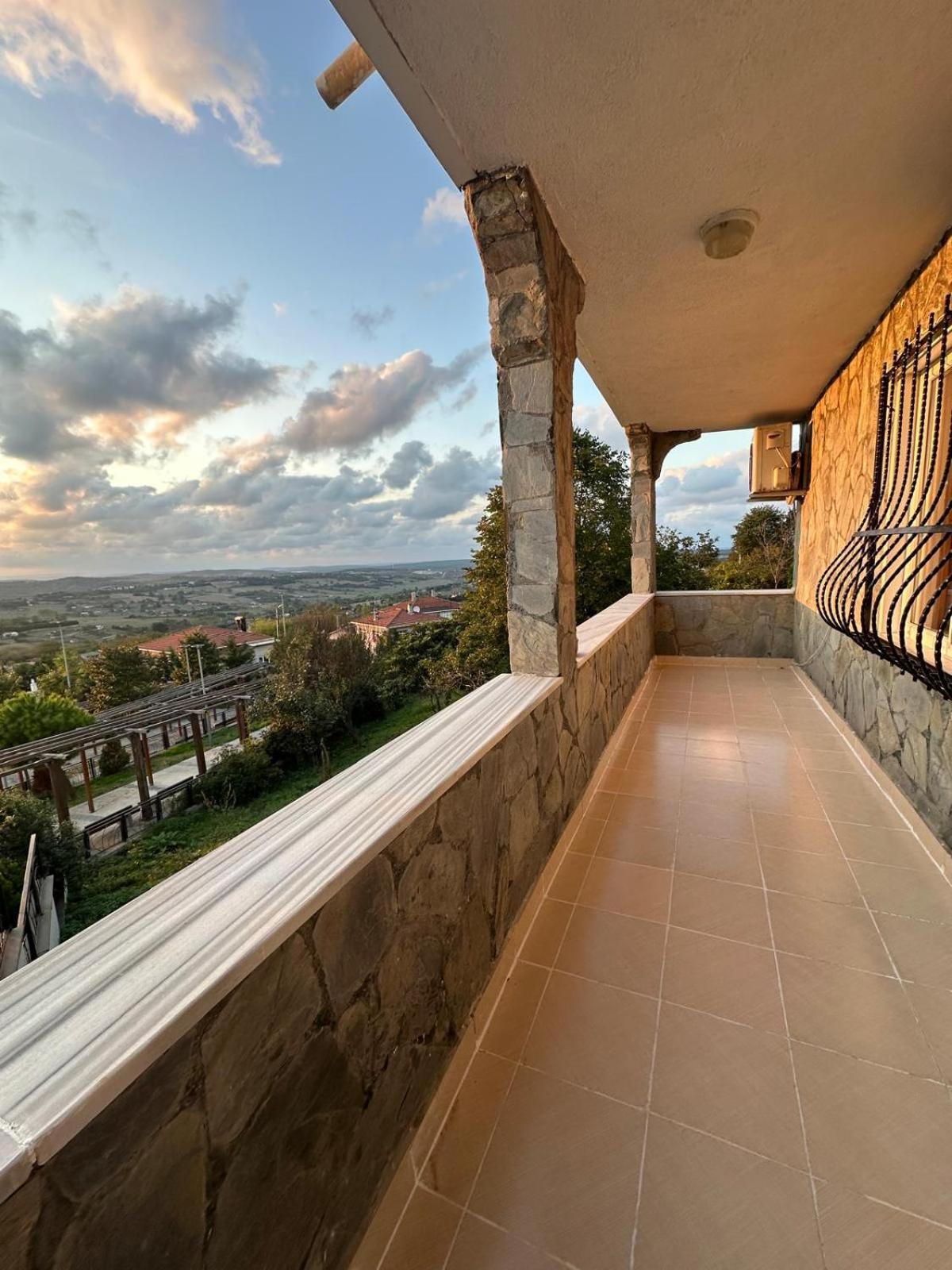 Pilot Hotel 2 Tayakadin Dış mekan fotoğraf