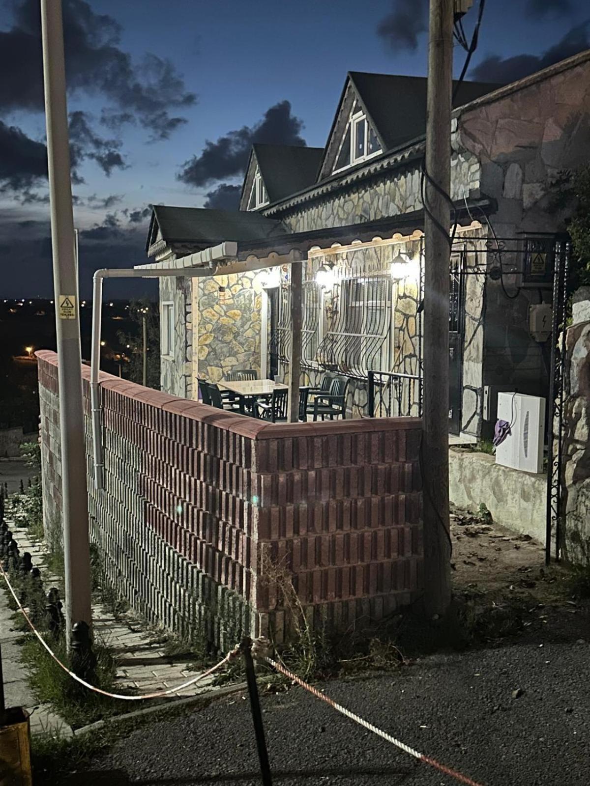 Pilot Hotel 2 Tayakadin Dış mekan fotoğraf