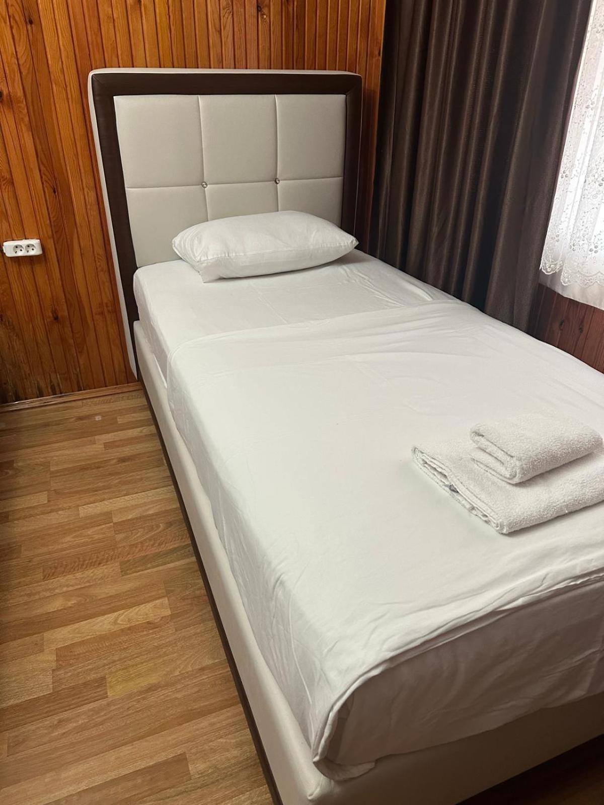 Pilot Hotel 2 Tayakadin Dış mekan fotoğraf